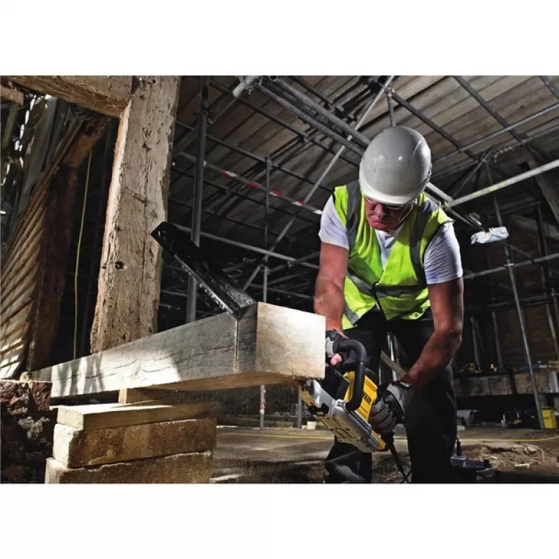 DeWALT DWE397 aligatoriaus pjūklas