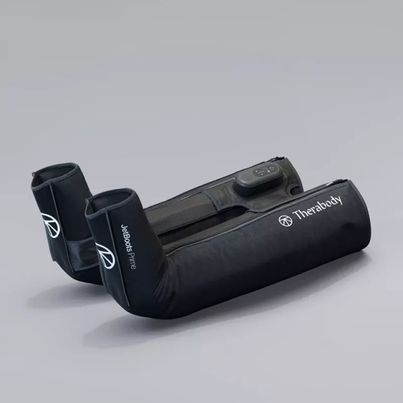 Pneumatiniai atkūrimo batai Therabody RecoveryAir JetBoots Prime S – nuoseklios kompresijos sistema, baterija, 180 min veikimo laikas, juodi, 2,51 kg
