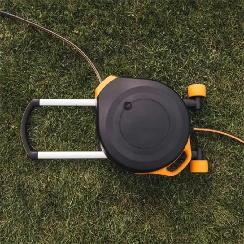 Fiskars sodo žarna su būgnu ir ratukais, XL, 13 mm