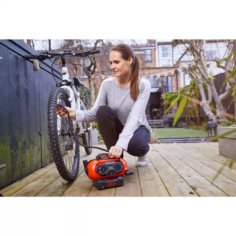 Black & Decker BDCINF18N-QS oro kompresorius 160 l/min AC / automobilinis cigarečių degtukas
