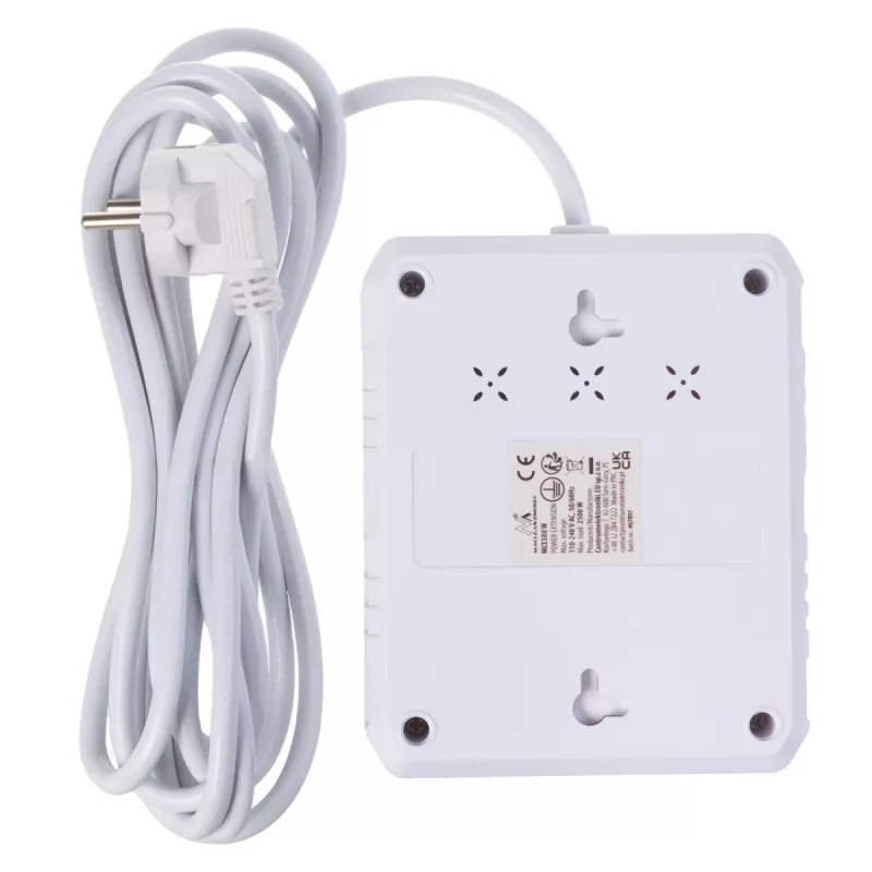 Maitinimo blokas MACLEAN MCE388 W — 2 kištukiniai lizdai, 3×USB, 110–240V, 2500W, 3 m laidas, baltas