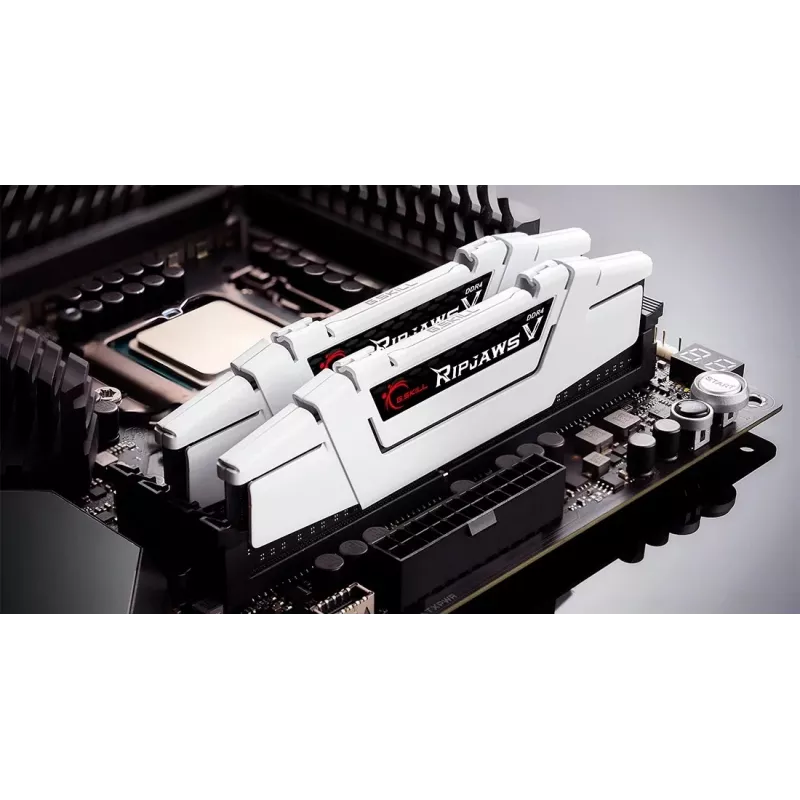 G.SKILL Ripjaws V 32GB (2x16GB) DDR4 3600MHz CL18 1.35V atminties rinkinys su radiatoriumi