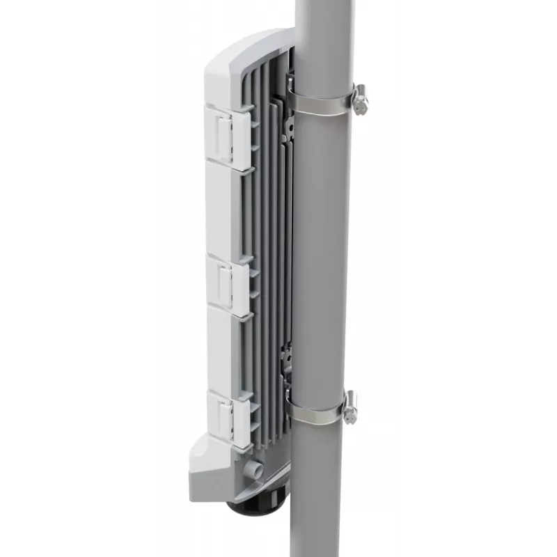 Tinklo jungiklis MikroTik CSS606-1G-2Gi-3S+OUT 6 prievadų su 1G ir 10G SFP+ jungtimis