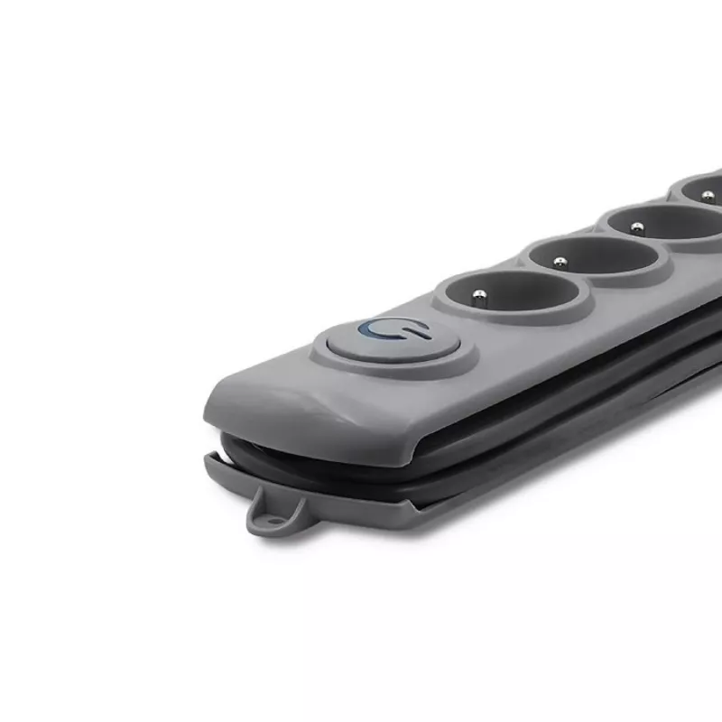 Įtampos apsaugos ilgintuvas Qoltec 50166 Pilka 6 kištukinių lizdų 230V 3m