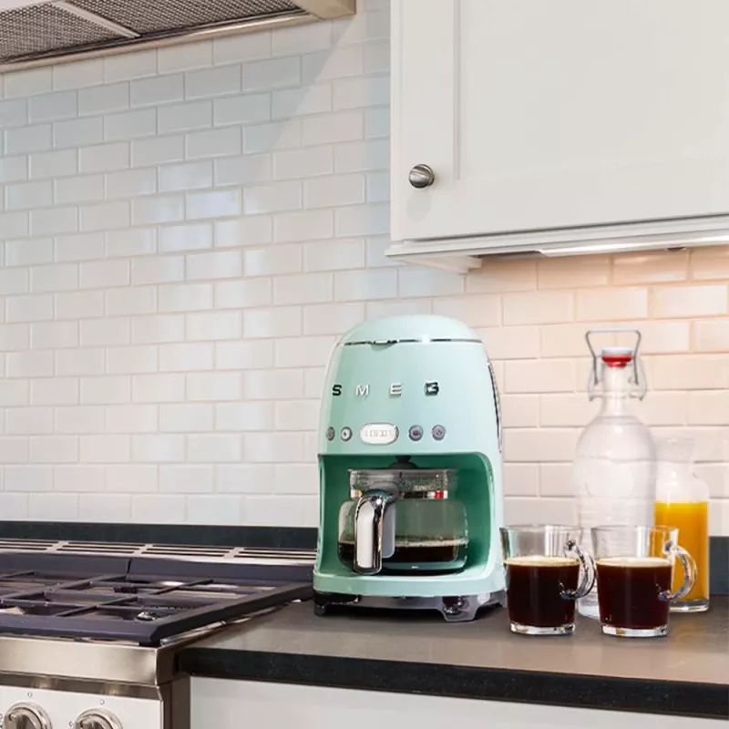 SMEG kavos aparatas pastelgreen DCF02PGEU