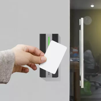 Qoltec belaidis RFID kortelių ir raktų pakabukų skaitytuvas | EM | Mifare | Kortelė | Pakabukas | ABS