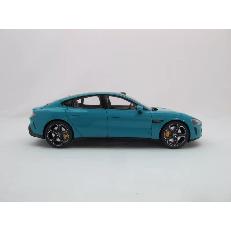 Modelinis automobilis Xiaomi SU7 1:18 liejimas – surinktas, 278×108×81,5 mm