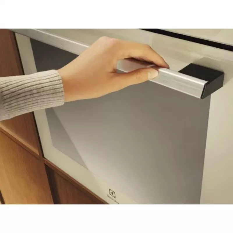 Įmontuojama orkaitė Electrolux LOE8F38S — 72 L, pirolizinis valymas, TFT ekranas, konvekcija, grilis, balta