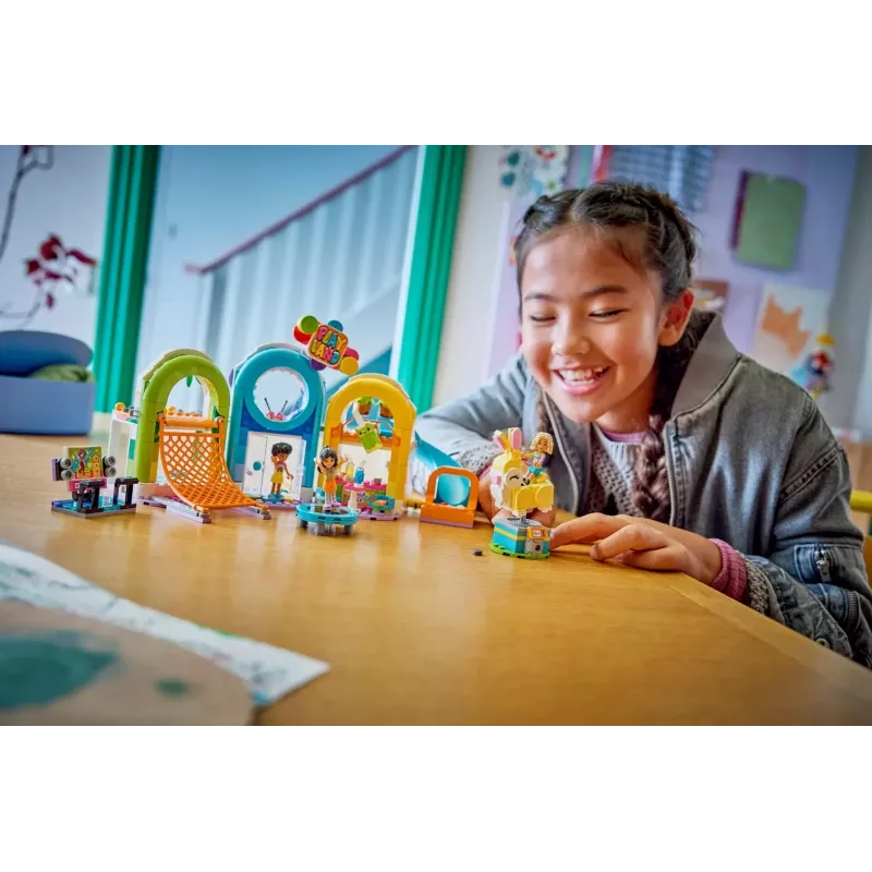LEGO FRIENDS 42686 Smagus vidaus žaidimų aikštelės rinkinys