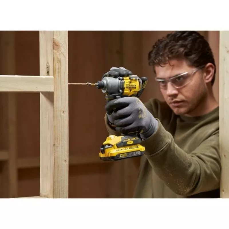 Smūginis suktuvas Stanley FATMAX SFMCF830B-XJ 3200 RPM juodai geltonas