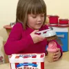Melissa & Doug Scoop & Stack Ice Cream Set – Vaidmenų žaidimų rinkinys