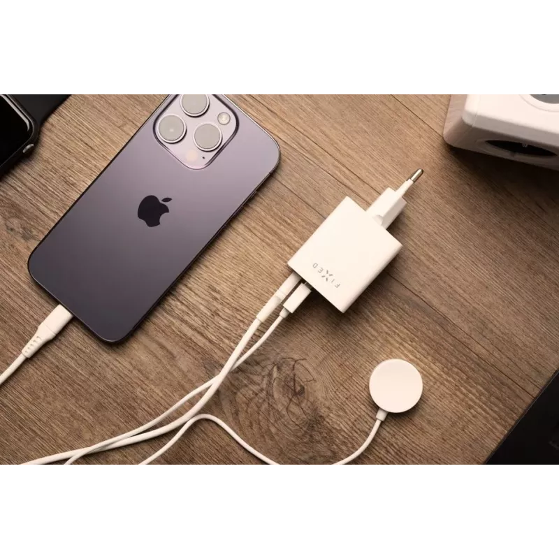 Kelioninis įkroviklis FIXED Fixed Mini USB-C/USB 45W – kompaktiškas dviejų prievadų sieninis adapteris