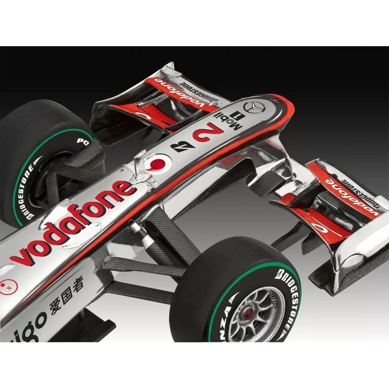 REVELL Plastikinis modelis McLaren Mercedes MP4-25 Lewis Hamilton – 1:24 mastelis
