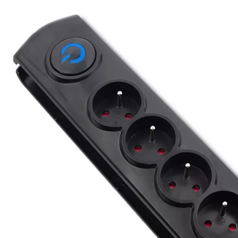 Qoltec 50172 apsauginis filtras nuo viršįtampių, 6 kištukiniai lizdai, 230 V, 5 m, juodas