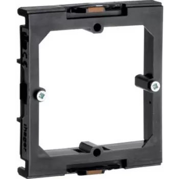 Hager Dado Trunking (ilgis x plotis) 71 mm x 64 mm G2870 1 vnt. Juoda (G2870)