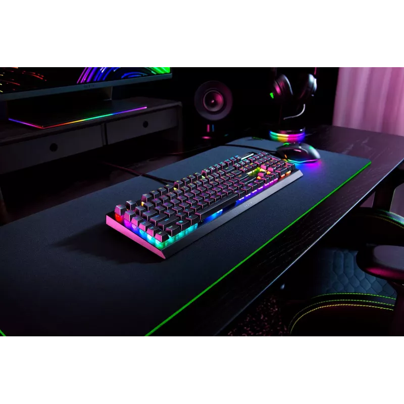 Razer BlackWidow V4 X laidinė žaidimų klaviatūra, kirilica, geltoni jungikliai, juoda