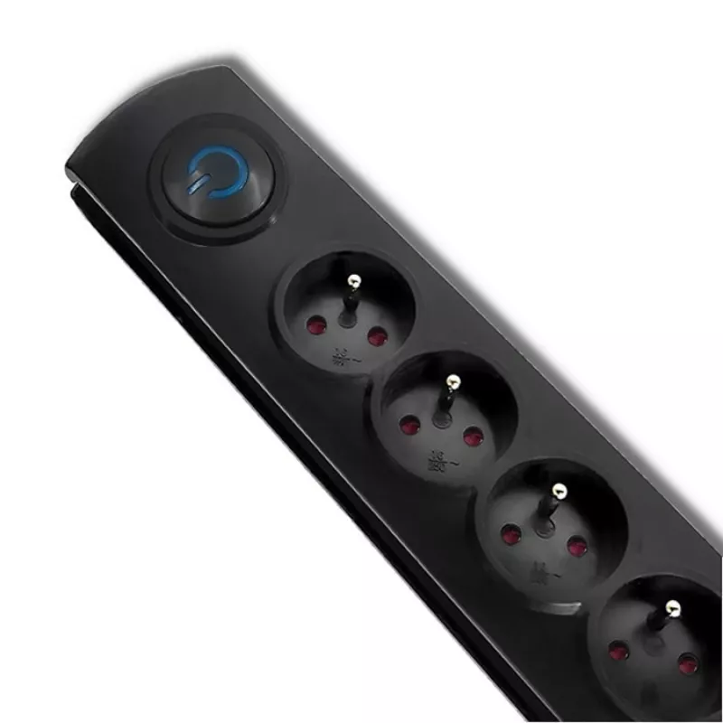 Apsauginis įtampos filtras Qoltec 50269 juodas 5 kištukiniai lizdai 230 V