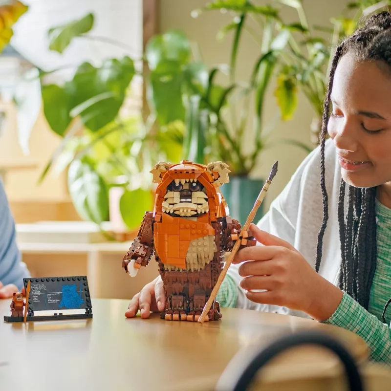 LEGO Star Wars Konstrukcinis rinkinys Wicket the Ewok 75430 – 1010 dalių, 230 mm modelis, nuo 12 metų