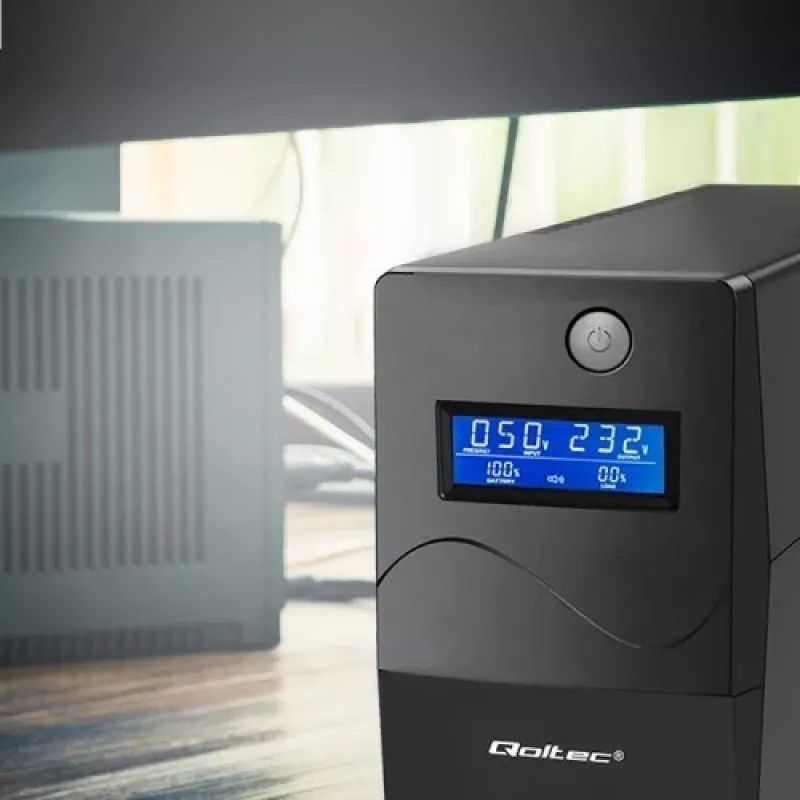 Qoltec Monolith nepertraukiamo maitinimo šaltinis (UPS) Dvigubo keitimo (Online) 1 kVA 600 W 2 AC lizdai