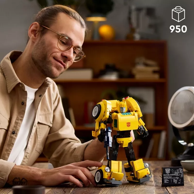 LEGO Icons Transformers Bumblebee veiksmo figūrėlės konstravimo rinkinys – kolekcinis robotų modelis suaugusiems, transformuojamas į transporto priemonę, dovana vyrams
