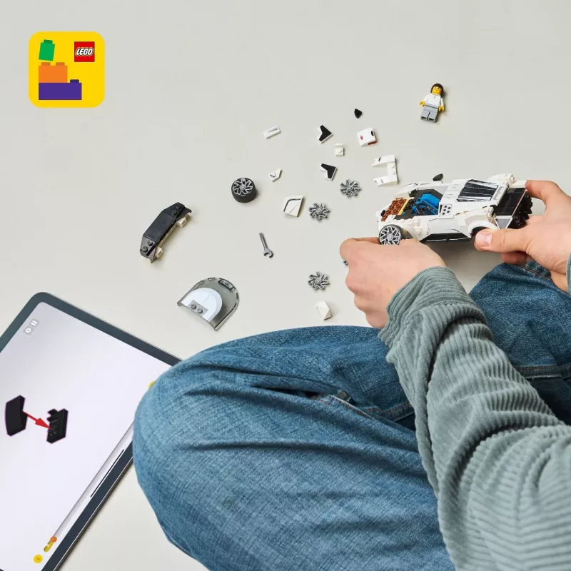 LEGO konstruktorius Bugatti Centodieci Speed Champions 77240 – 291 detalė, 1 minifigūrėlė, nuo 9 metų