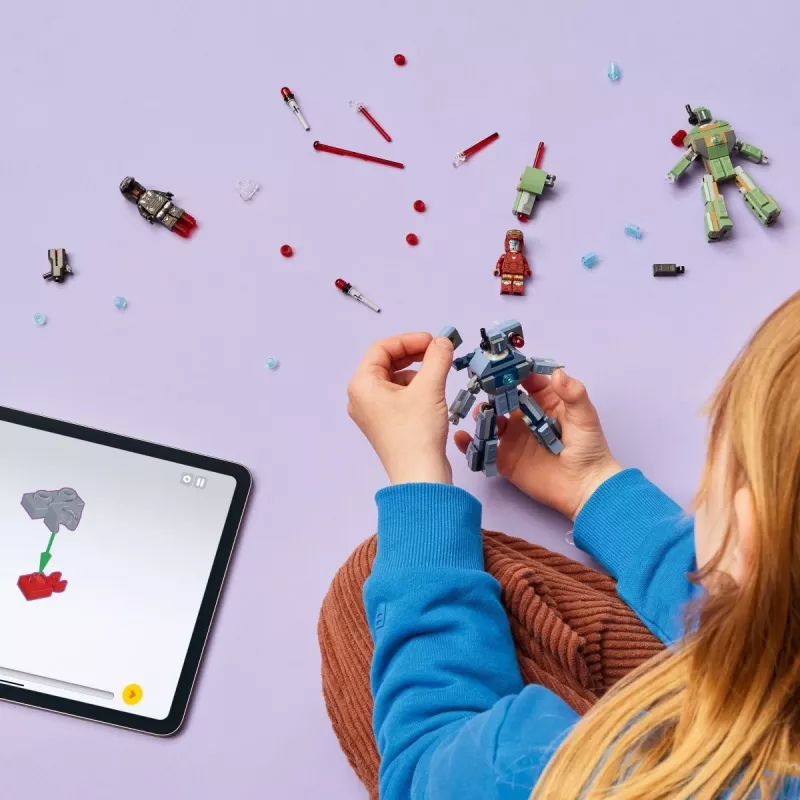 Konstruktorius LEGO Marvel Super Heroes Geležinis žmogus ir karo mašina rinkinys 76320, 204 detalės, 2 minifigūrėlės, 100 mm aukštis