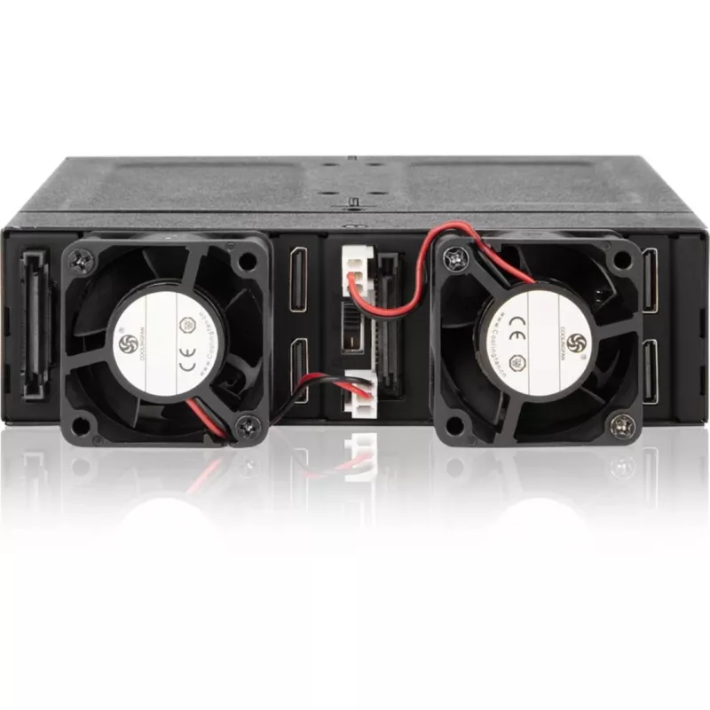 ICY DOCK ToughArmor MB720MK-B V3 – 4x M.2 NVMe PCIe 4.0 į 4x OCuLink 5.25 colio lizdo metalinis juodas krepšys su raktų užraktu (tri-mode suderinamas)