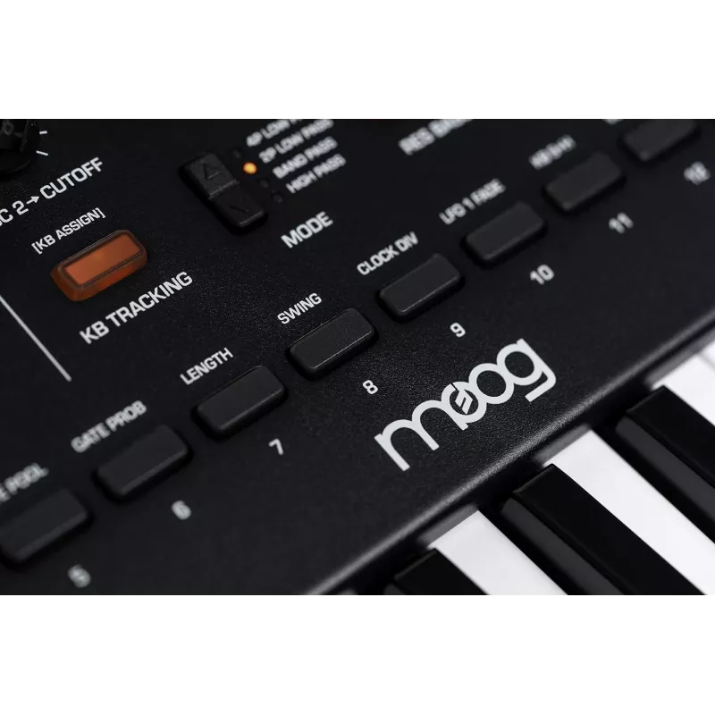 Analoginis sintezatorius Moog MOOG MESSENGER – monofoninis stalinis instrumentas