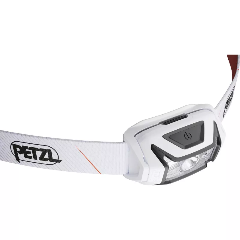 Priekinė lemputė Petzl TIKKA CORE 450 lm balta – Įkraunamas priekinis žibintas, kompaktiškas apšvietimas be rankų