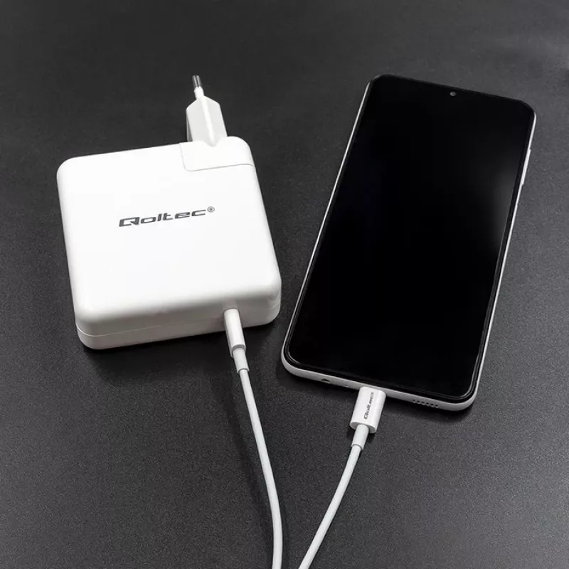 QOLTEC 51709, 96W USB-C PD įkroviklis, išėjimo diapazonas 5V–20V