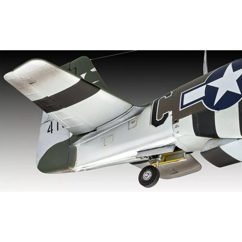 Plastikinis modelis P-51D-5NA Mustang 1:32