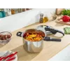 Slėginė viryklė Tefal SECURE TRENDY 6L su nerūdijančio plieno garinimo krepšeliu, tinka indukcinėms kaitlentėms