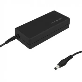 Qoltec 84W stalinis maitinimo šaltinis | 12V | 7A | 5,5*2,5 mm | su maitinimo laidu