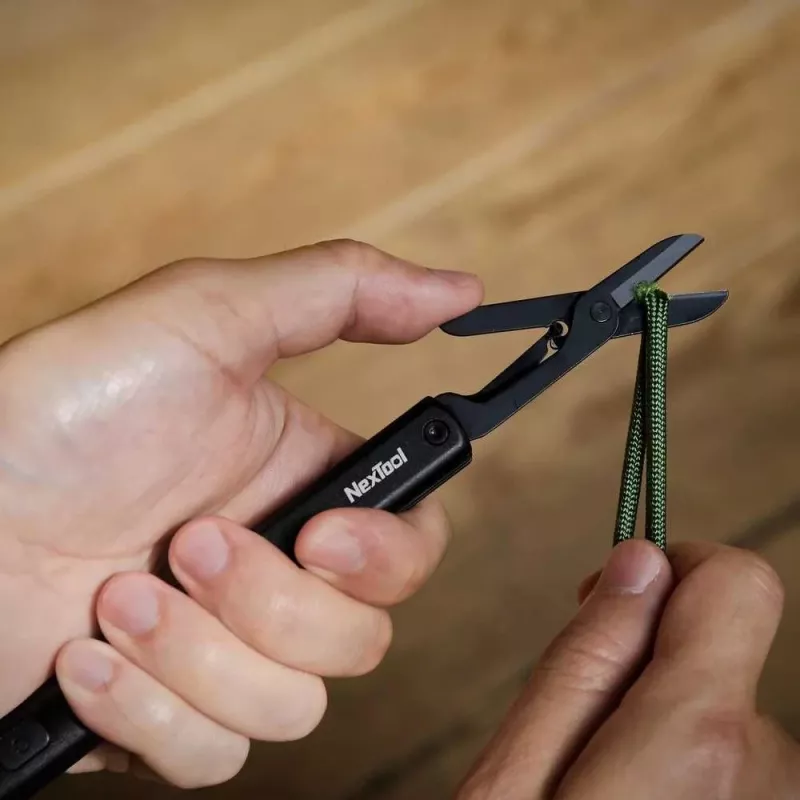 Daugiafunkcis rašiklis-žibintuvėlis Nextool NE20026 — LED 50 lm, 90 min veikimo, nerūdijančio plieno peiliukas, žirklės, USB-C, aliuminis, 125×15 mm, 38 g