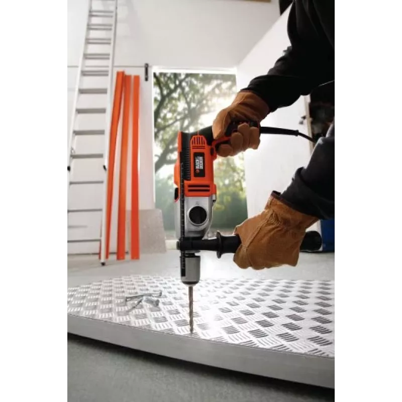 1100W 13mm BLACK+DECKER plaktukinis grąžtas
