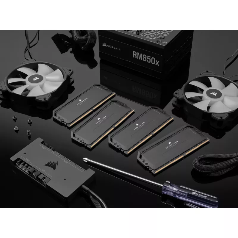 Corsair Dominator Platinum DDR5 64 GB (2x 32 GB) 6400 MHz juodas atminties rinkinys CMT64GX5M2B6400C32
