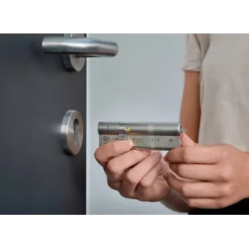 NUKI Smart Lock ULTRA protinga spynos sistema
