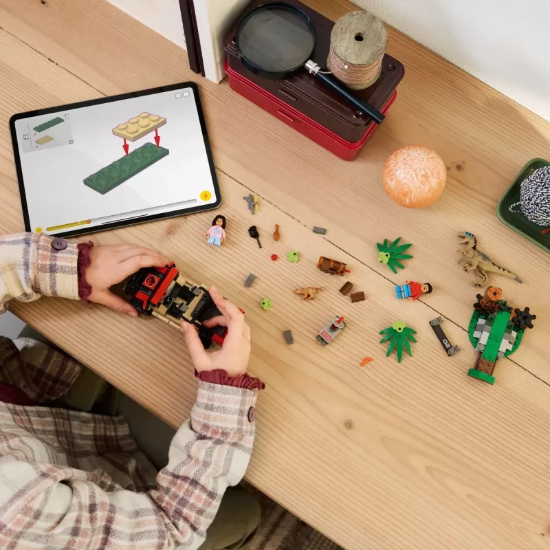 LEGO Jurassic World 76972 Raptor pabėgimas visureigiu, 285 dalių, 2 minifigūrėlės, nuo 6 metų