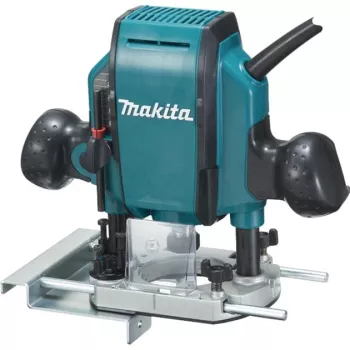 Routeris Makita 900 W