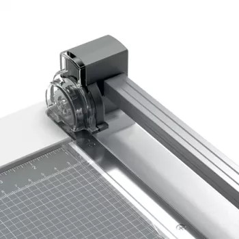 Leitz Precision Home Office popieriaus pjaustyklė A4, 10 lapų