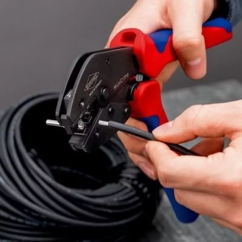 Žnyplės krimpingui Knipex 97 33 03 MultiCrimp, skirtos PV jungtims MC4 ir MC4 EVO2