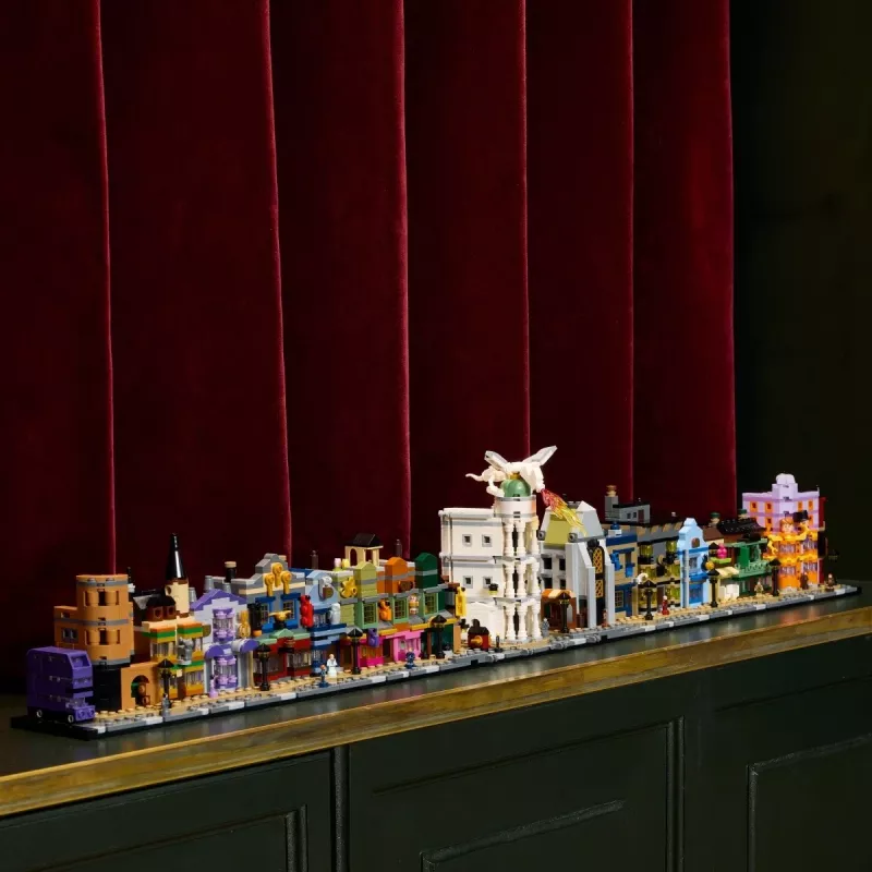 LEGO HARRY POTTER 76444 Burtų pasaulis – Kalvino alėjos parduotuvės
