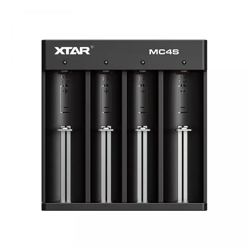 XTAR MC4S 4 lizdų stalinis baterijų įkroviklis cilindriniams Li-ion 18650 ir NiMH (A/AA/AAA/AAAA/C/D), 1 A išėjimas, 5 V įėjimas, juodas