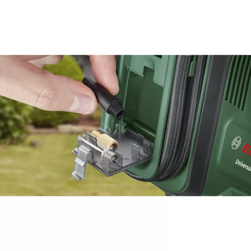 Belaidis elektrinis siurblys Bosch Universal Pump 18V — 10,3 bar, 30 l/min, ličio jonų baterija
