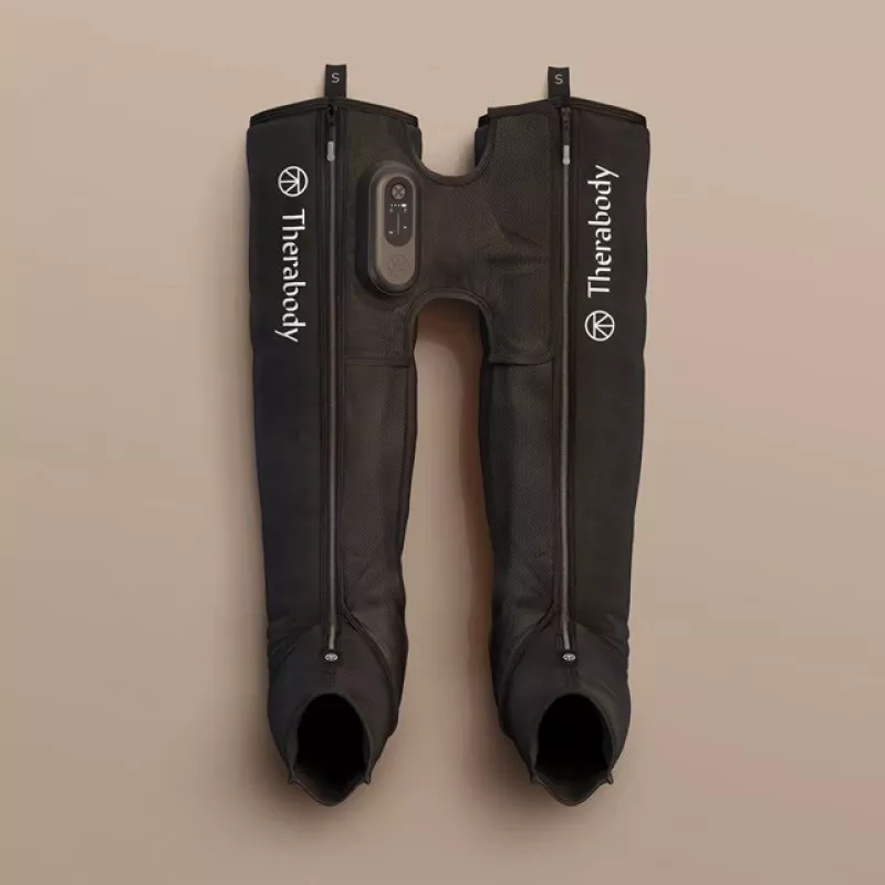 Pneumatiniai atkūrimo batai Therabody RecoveryAir JetBoots Prime S – nuoseklios kompresijos sistema, baterija, 180 min veikimo laikas, juodi, 2,51 kg