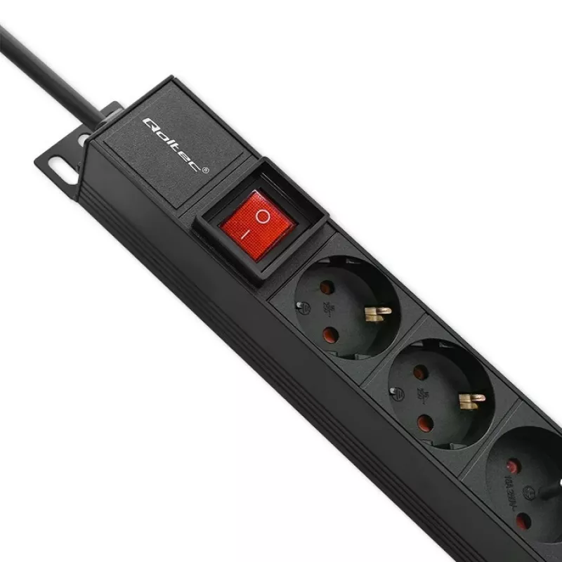 Qoltec aliumininis PDU stelažui | 16A | 16 x Schuko | Vertikalus | 1,8 m