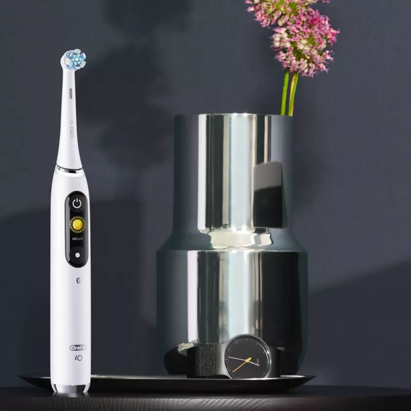 Elektrinis dantų šepetėlis Oral-B iO9 iOM9.1A1.1AD baltas