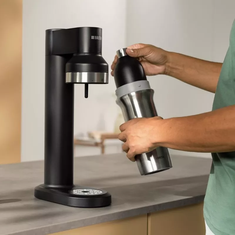 BRITA gazuoto vandens butelis 650 ml, nerūdijantis plienas, juodas, tinkamas plauti indaplovėje