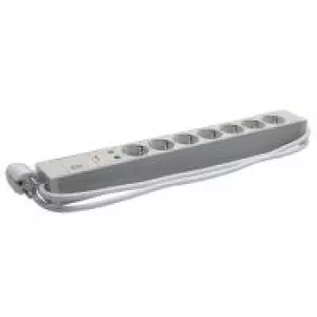 Bachmann 333.604 7x Schuko ilgintuvas su apsauga nuo viršįtampių 2m