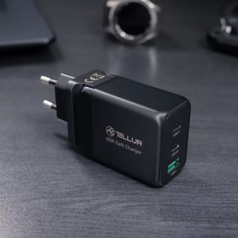 Sieninis įkroviklis Tellur TLL151451 65W, 3 prievadai (2x USB-C, 1x USB-A)